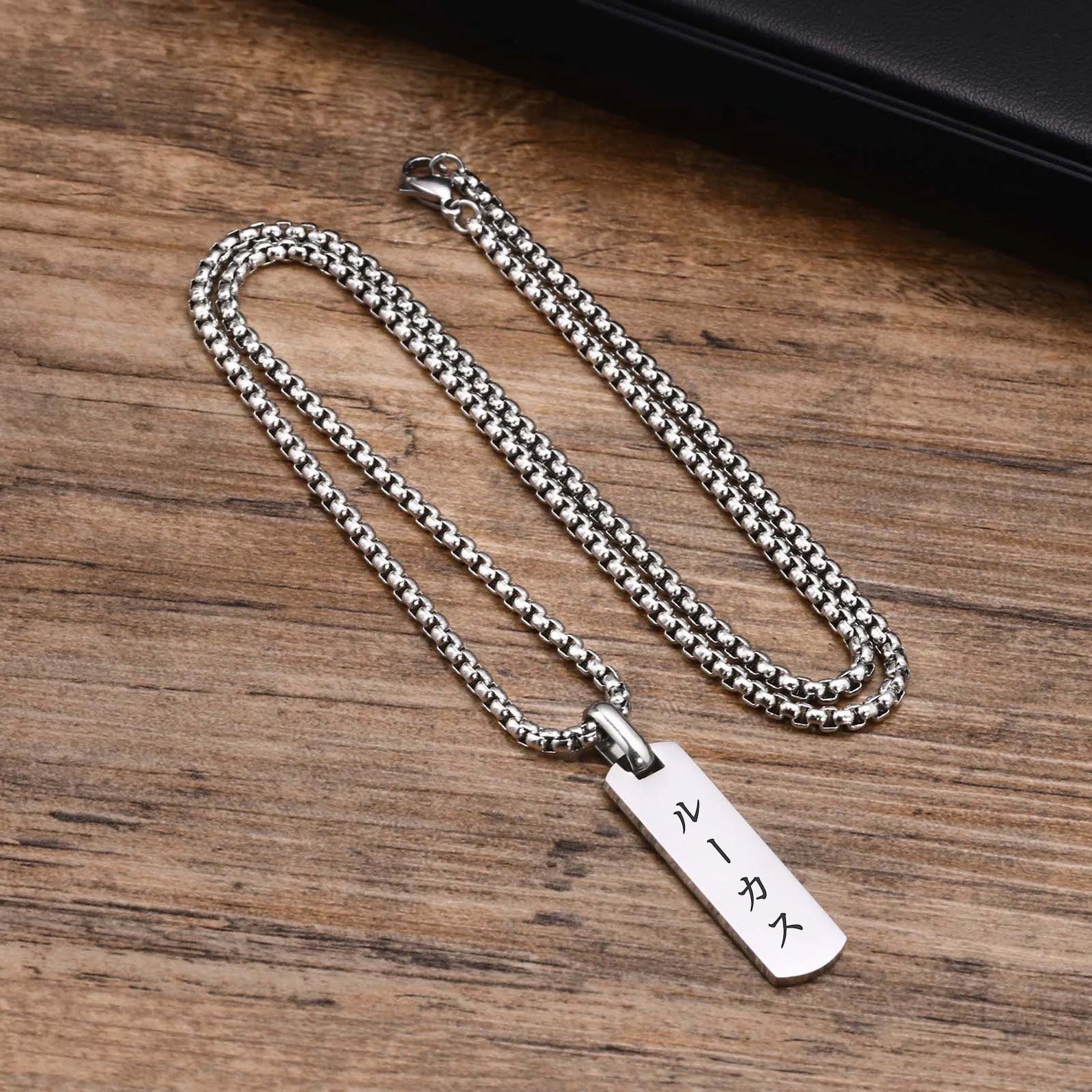 collana con nome personalizzato Noemi stampatello in acciaio cll1814s collana con nome personalizzato Noemi stampatello in acciaio cll1814s